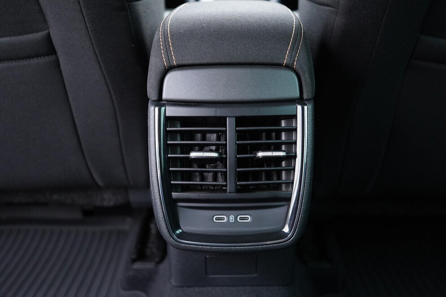 OV190V10849_36.webp_SCALA Style 1.6 TDI 85 kW manuál