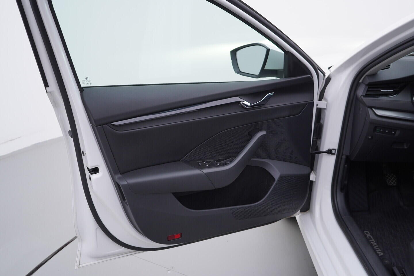 OV190V10850_19.webp_OCTAVIA Ambition 2.0 TDI 85 kW manuál, DPH