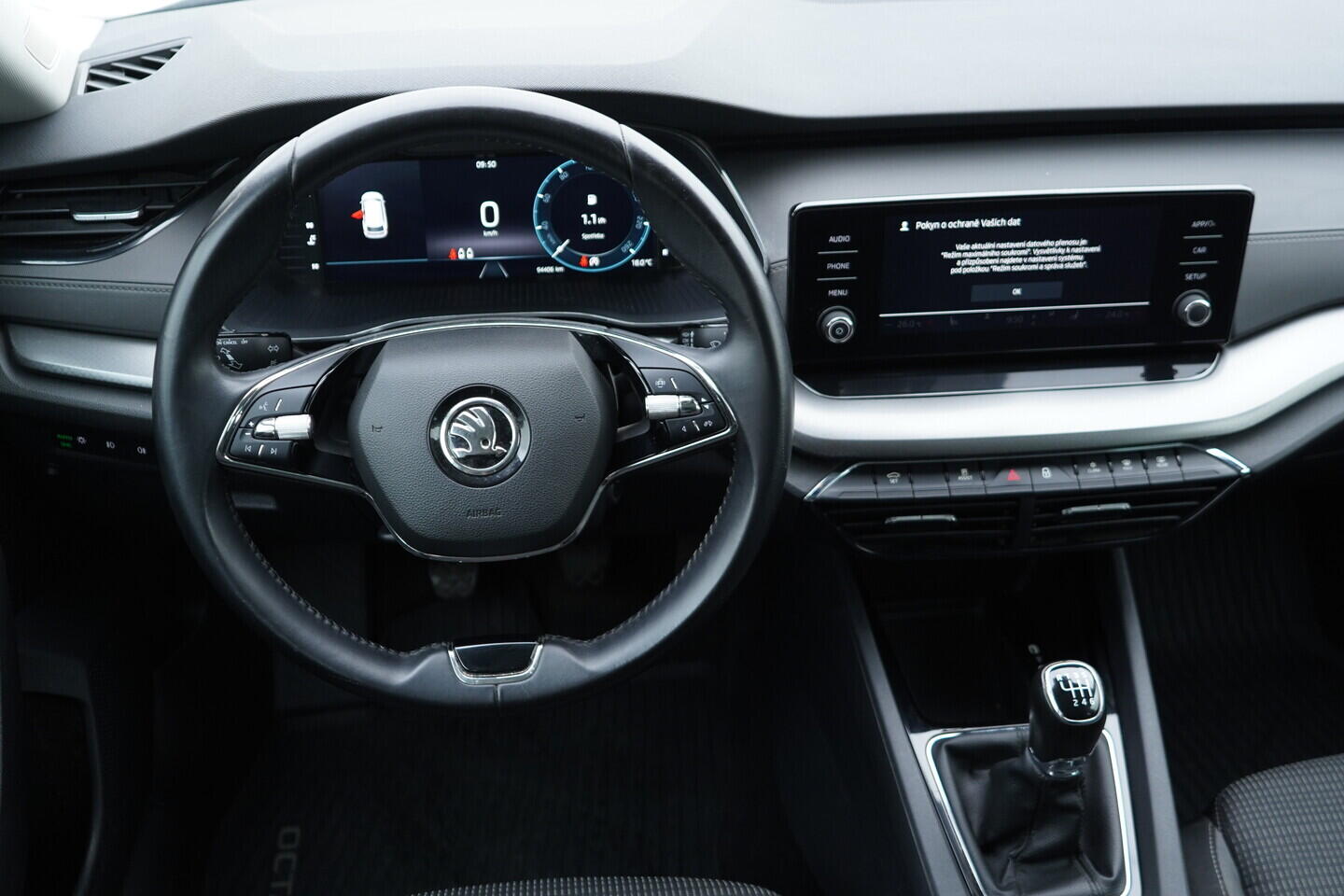 OV190V10850_27.webp_OCTAVIA Ambition 2.0 TDI 85 kW manuál, DPH