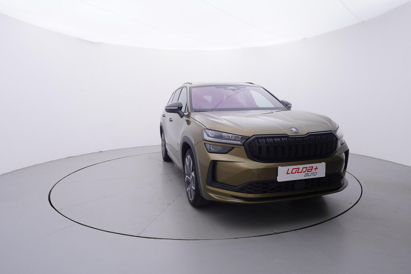 OV190V10856_13.webp_KODIAQ SportLine 2.0 TDI 142 kW automat, DPH