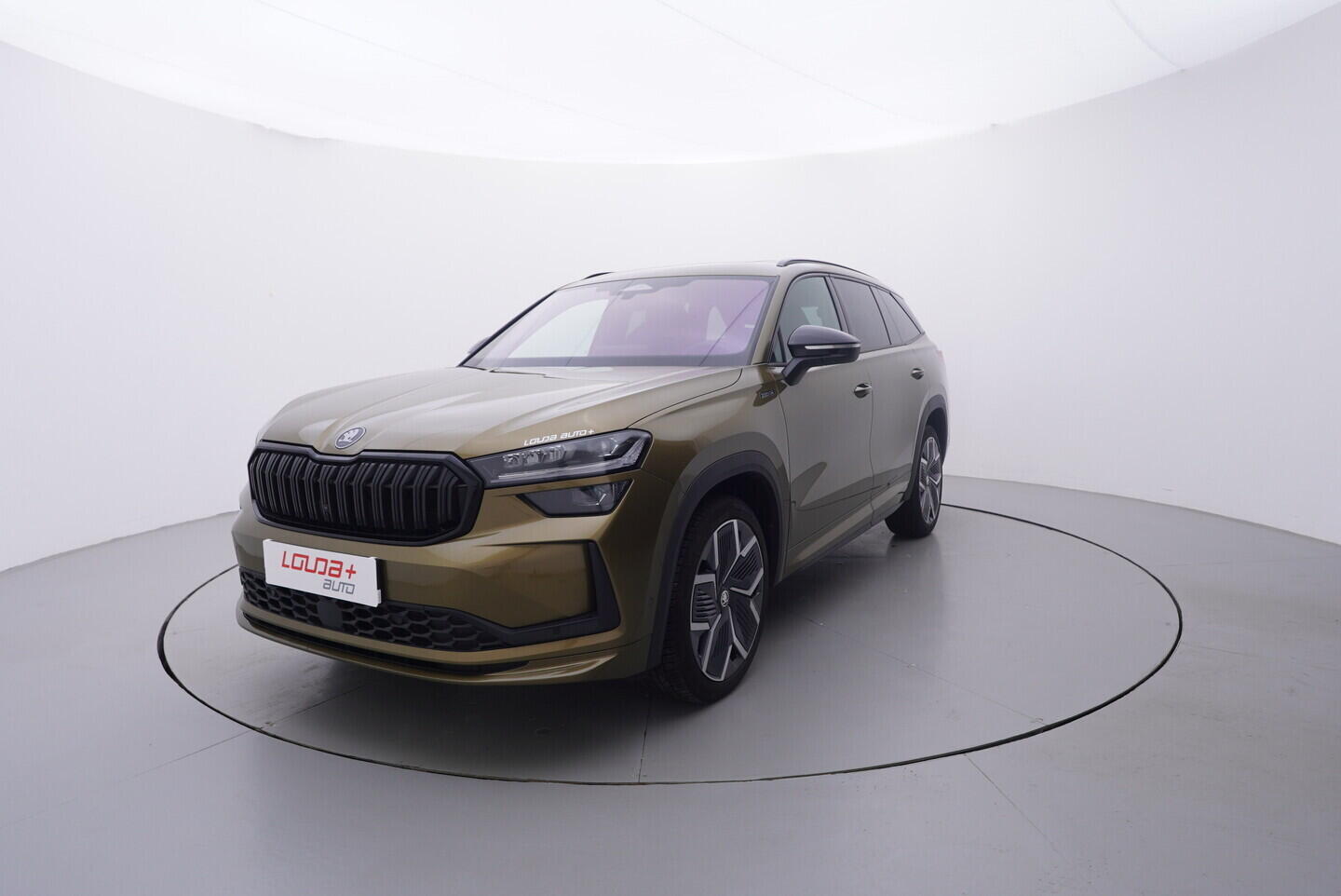 OV190V10856_14.webp_KODIAQ SportLine 2.0 TDI 142 kW automat, DPH