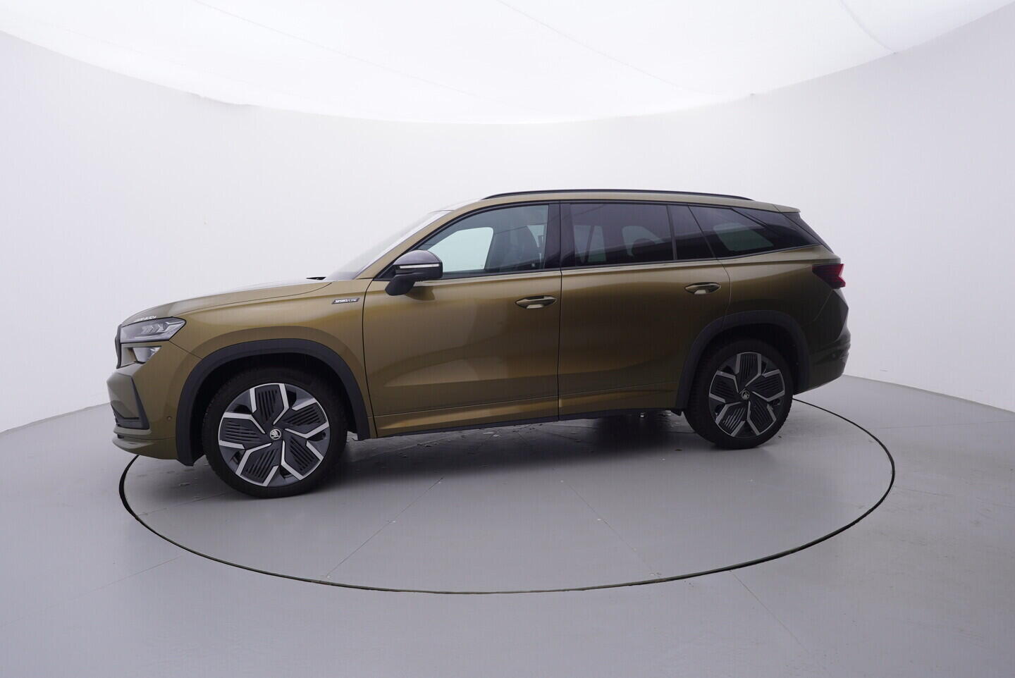 OV190V10856_15.webp_KODIAQ SportLine 2.0 TDI 142 kW automat, DPH