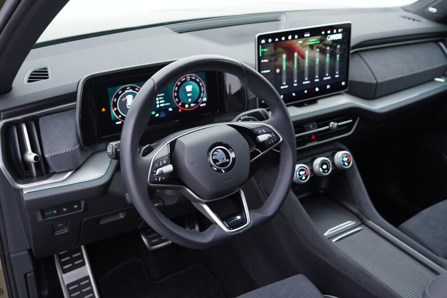 OV190V10856_22.webp_KODIAQ SportLine 2.0 TDI 142 kW automat, DPH