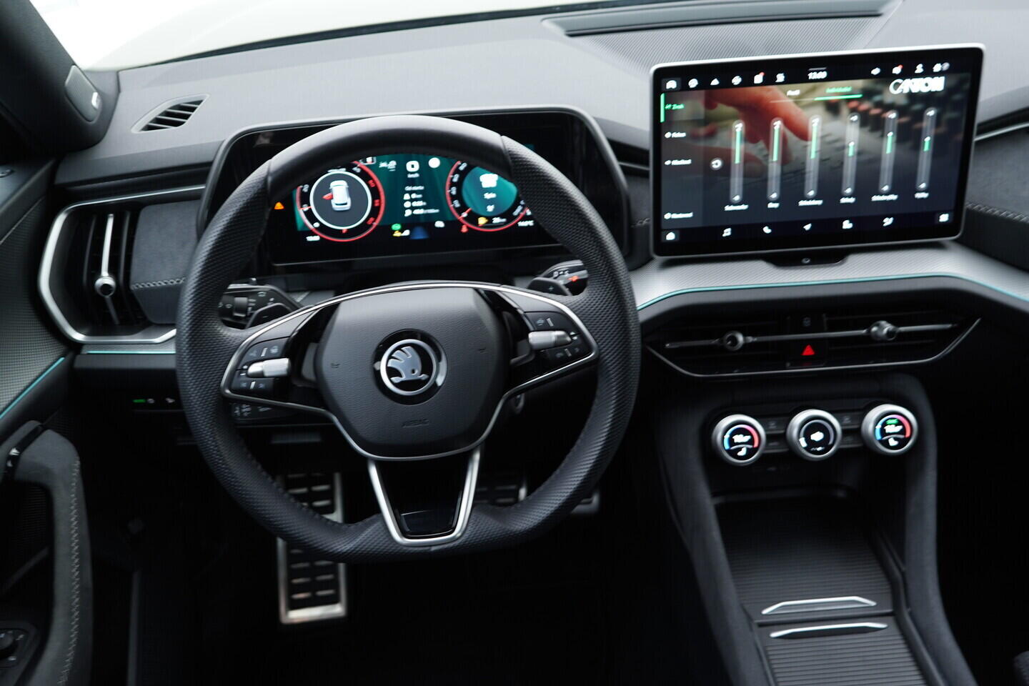 OV190V10856_29.webp_KODIAQ SportLine 2.0 TDI 142 kW automat, DPH