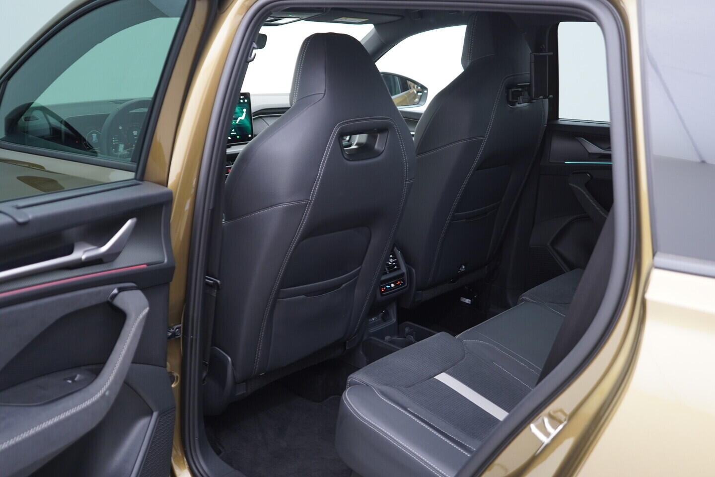 OV190V10856_37.webp_KODIAQ SportLine 2.0 TDI 142 kW automat, DPH