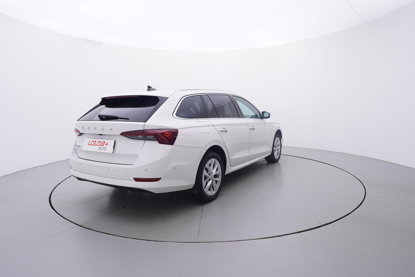 OV190V10858_14.webp_OCTAVIA Style 2.0 TDI 85 kW automat, DPH