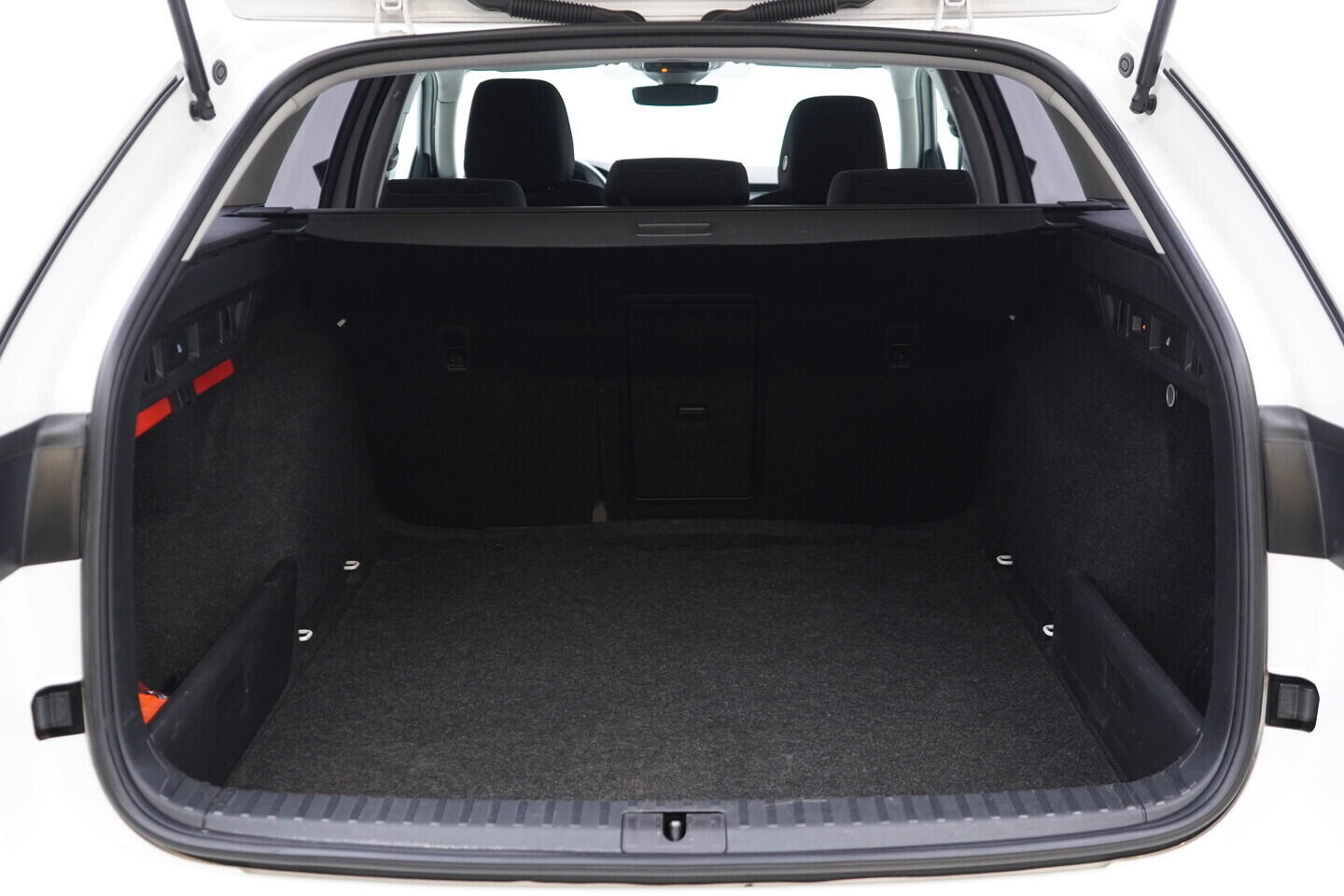 OV190V10858_39.webp_OCTAVIA Style 2.0 TDI 85 kW automat, DPH