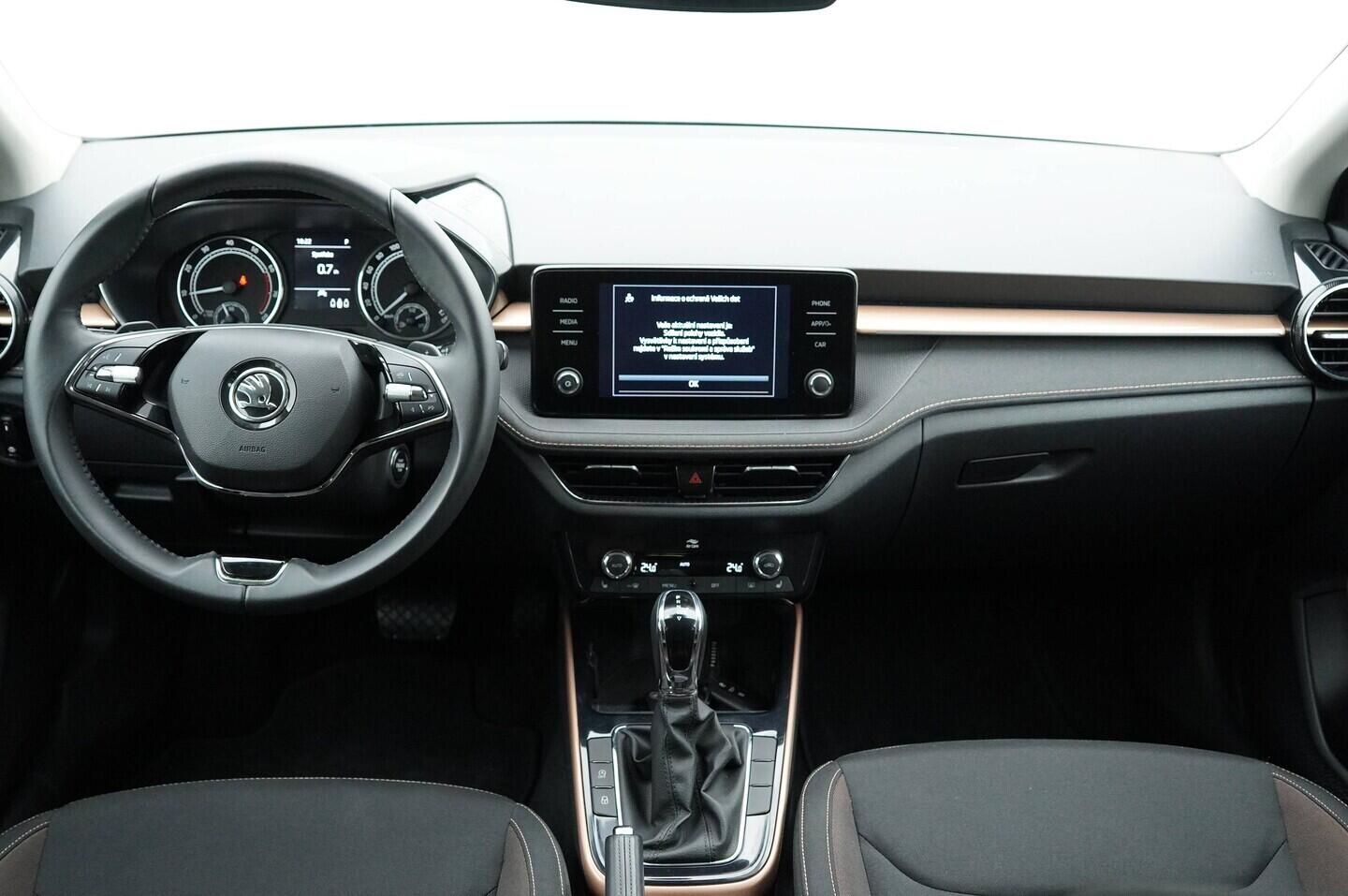 OV190V10860_25.webp_FABIA Top Selection 1.0 TSI 85 kW automat, DPH