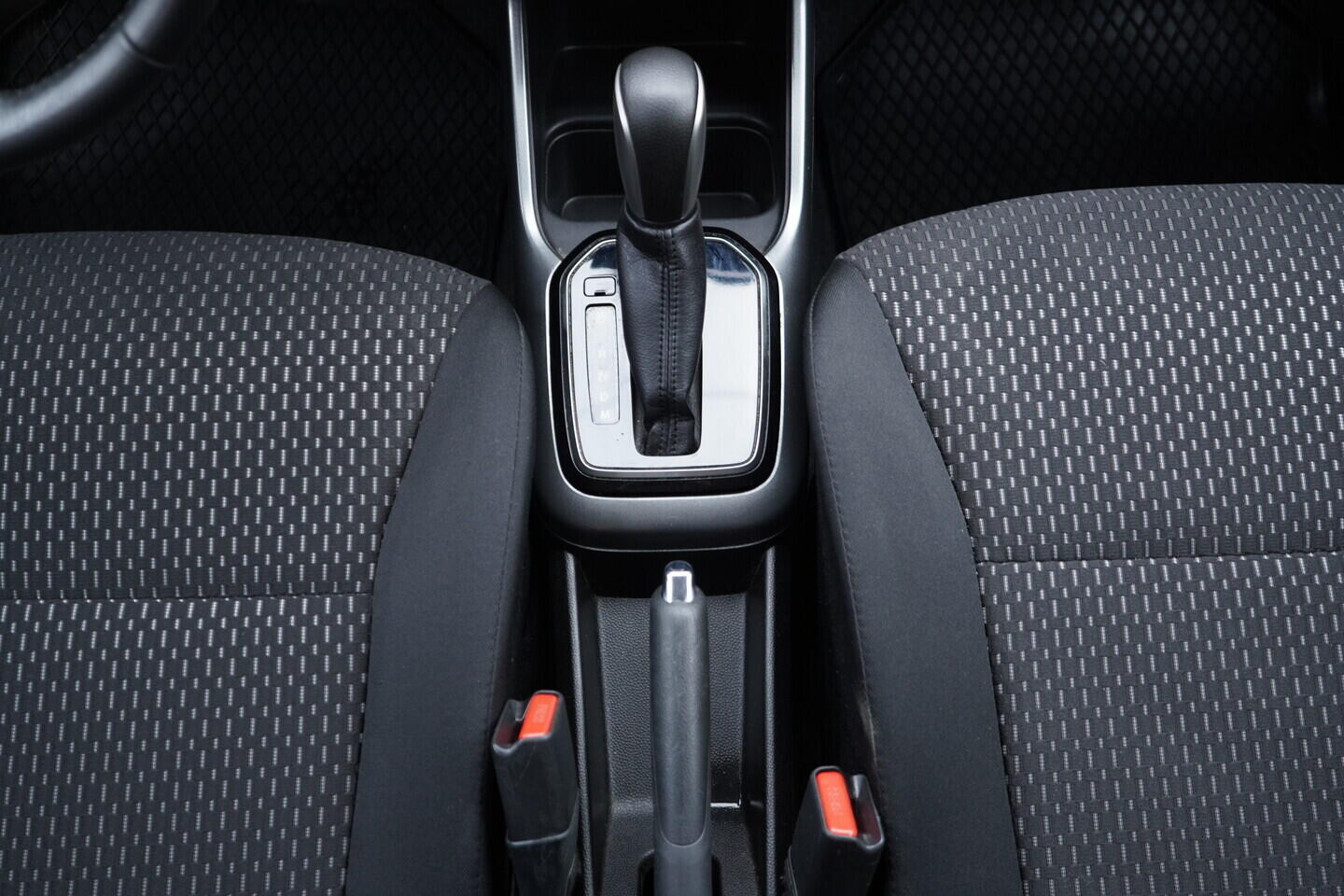 OV190V10863_31.webp_IGNIS  1.2 Hybrid 61 kW automat