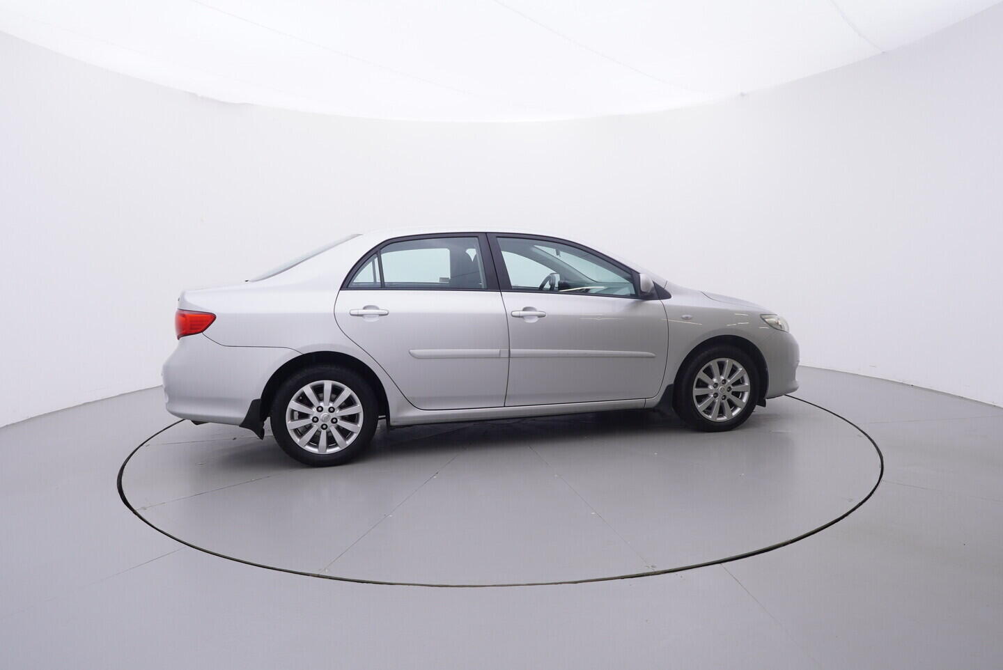 OV190V10864_15.webp_COROLLA  1.6 1,6 Valvematic 97 kW manuál