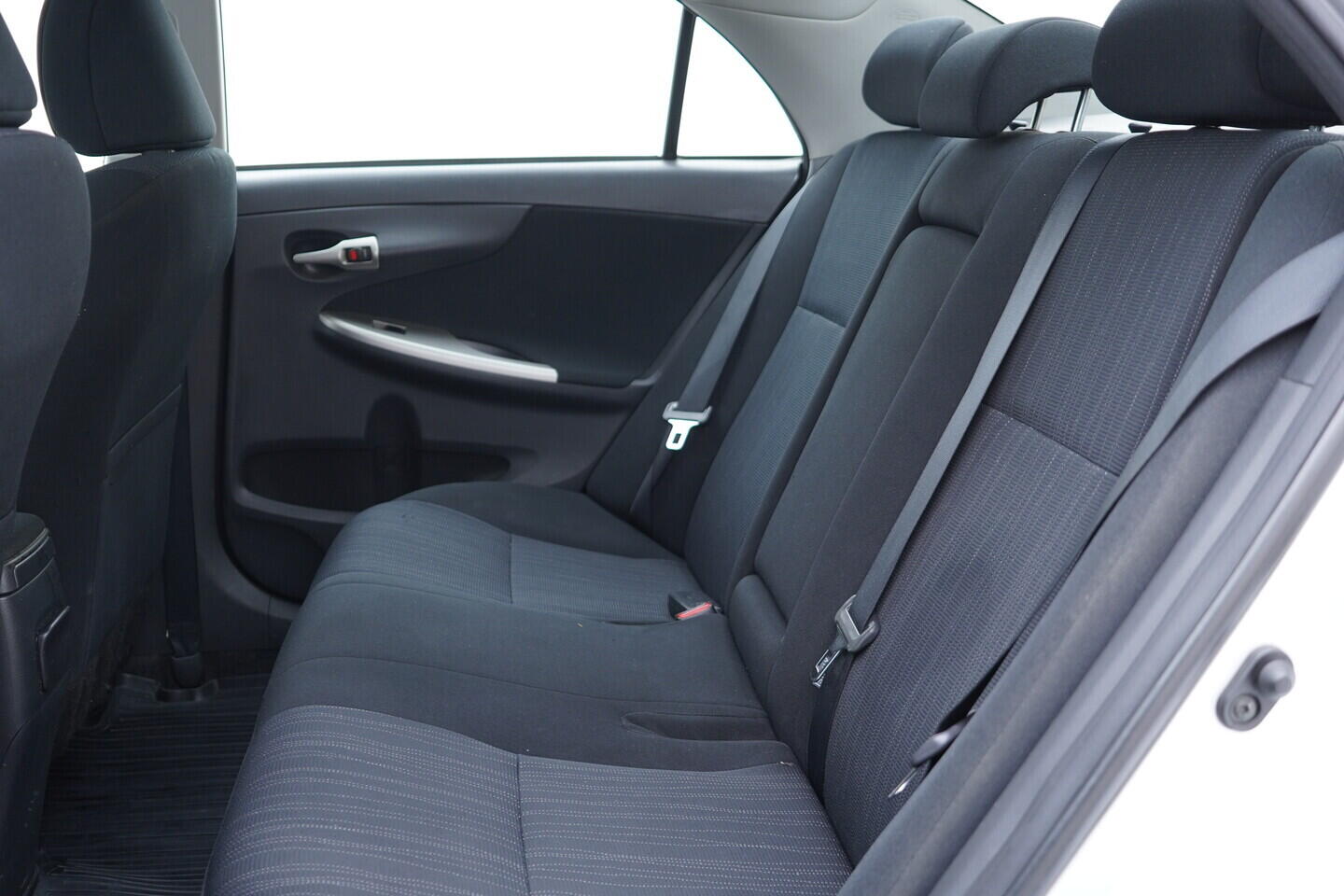 OV190V10864_32.webp_COROLLA  1.6 1,6 Valvematic 97 kW manuál