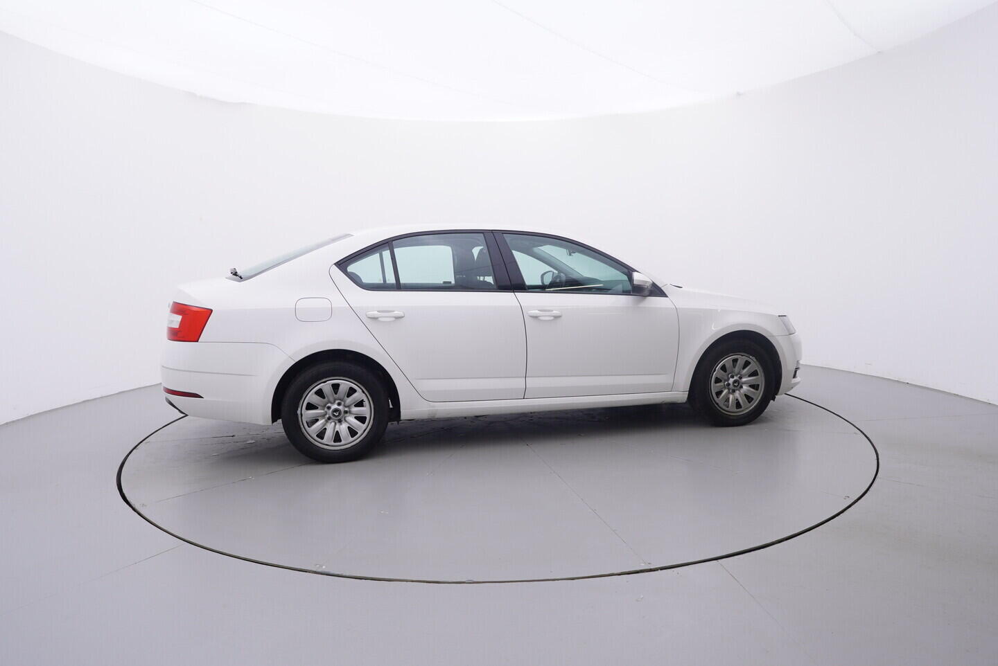 OV190V10865_15.webp_OCTAVIA Ambition 1.4 TSI 110 kW manuál