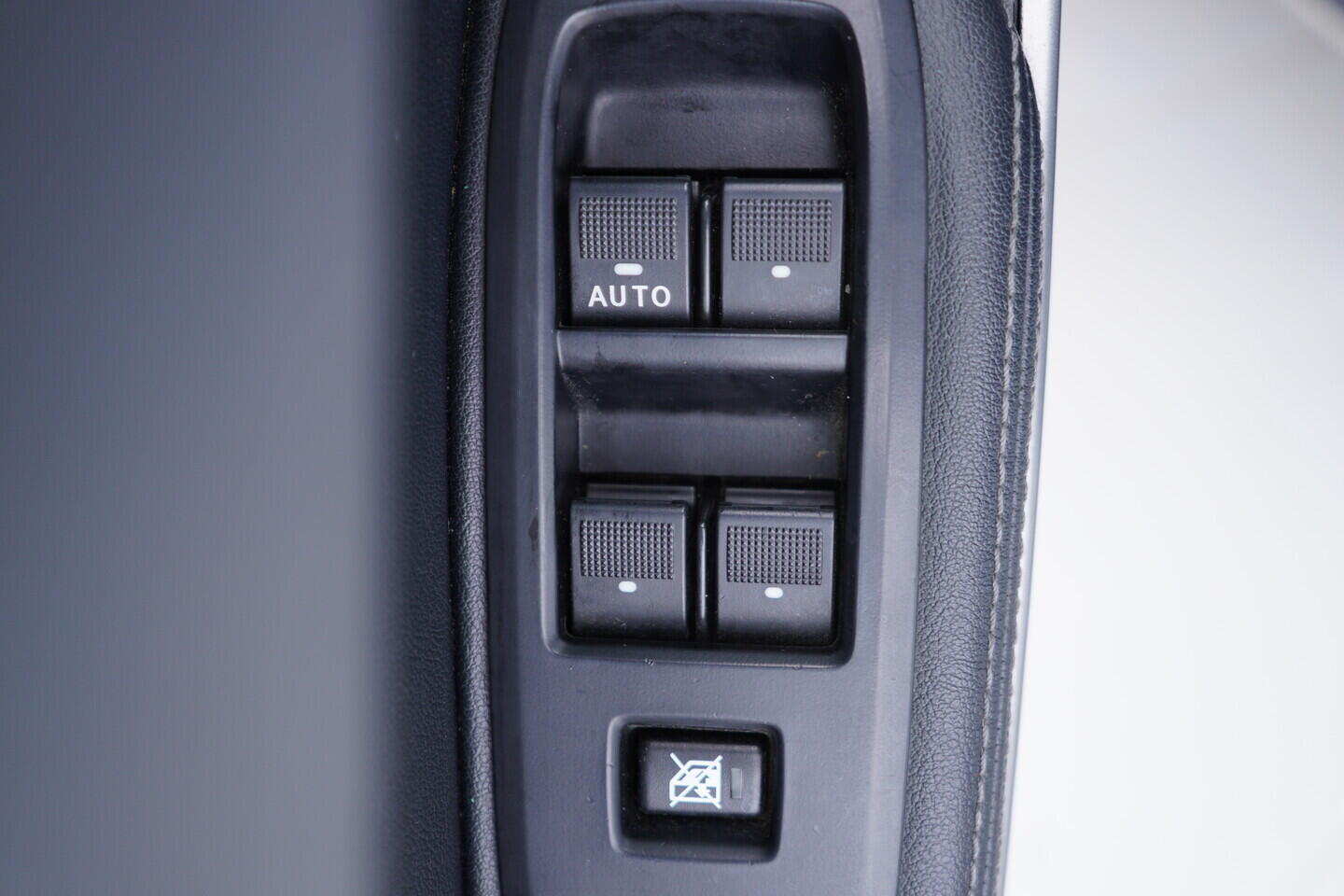 OV190V10866_20.webp_RANGER  2.2 TDCi 118 kW manuál