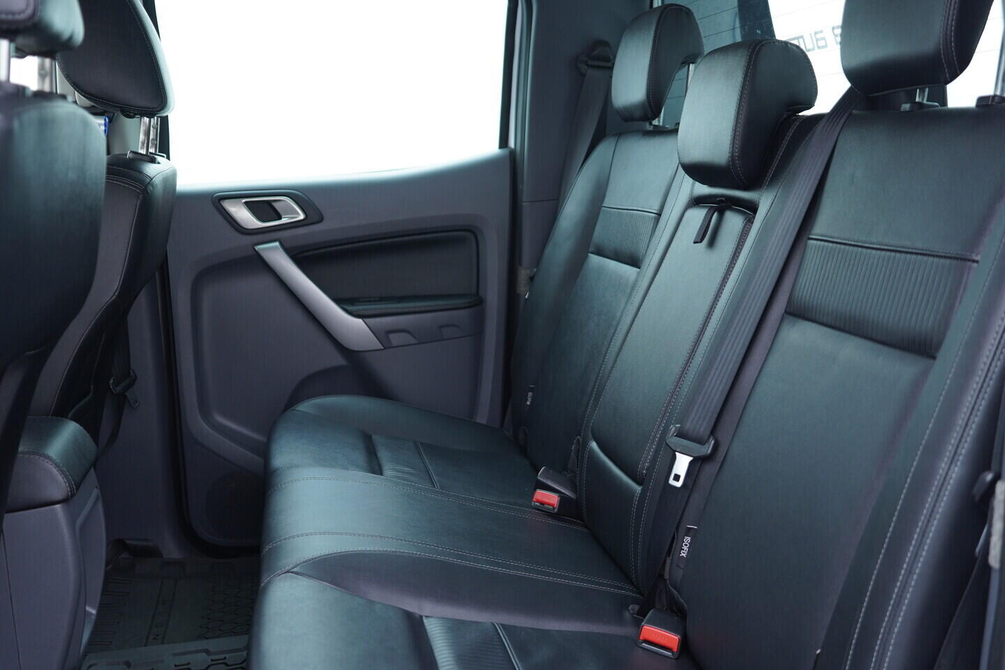 OV190V10866_34.webp_RANGER  2.2 TDCi 118 kW manuál