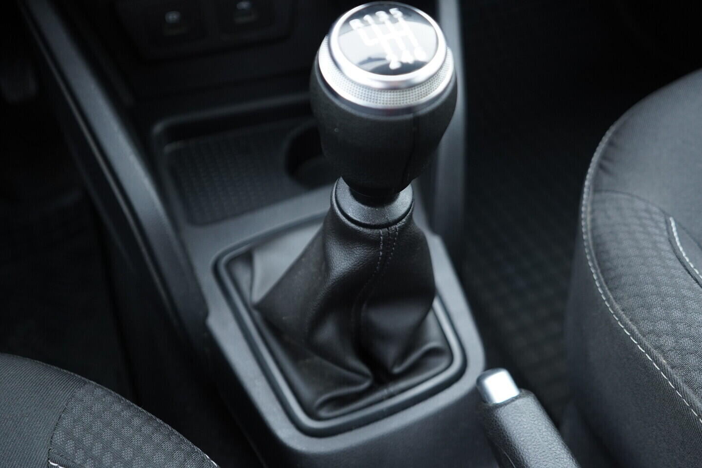 OV190V10868_35.webp_DUSTER  1.0 1.6 16V 67 kW manuál, DPH