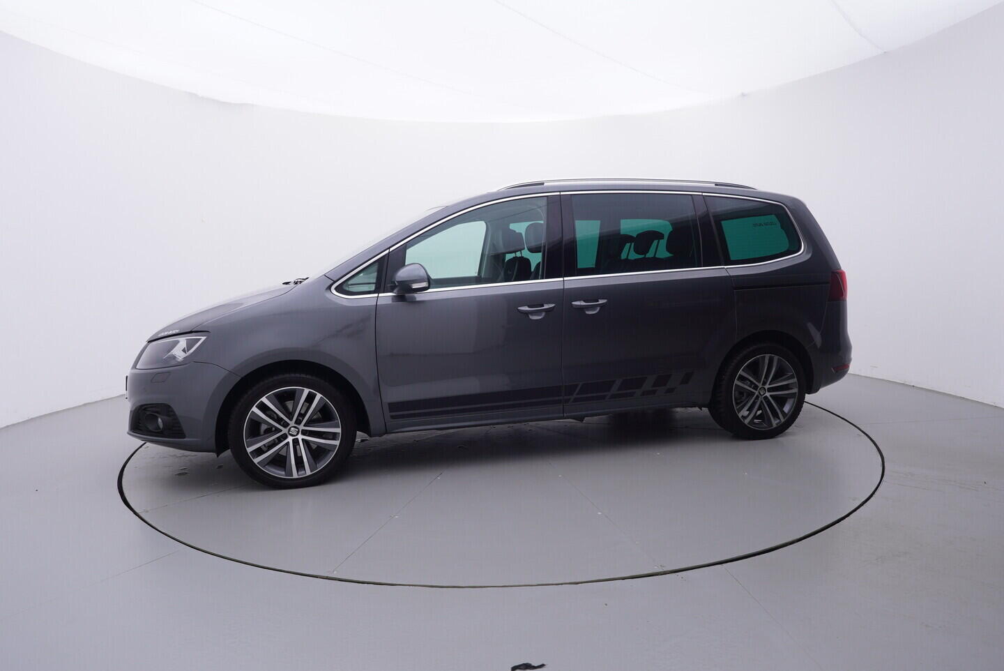 OV190V10873_11.webp_ALHAMBRA FR line 1.4 TSI 110 kW automat