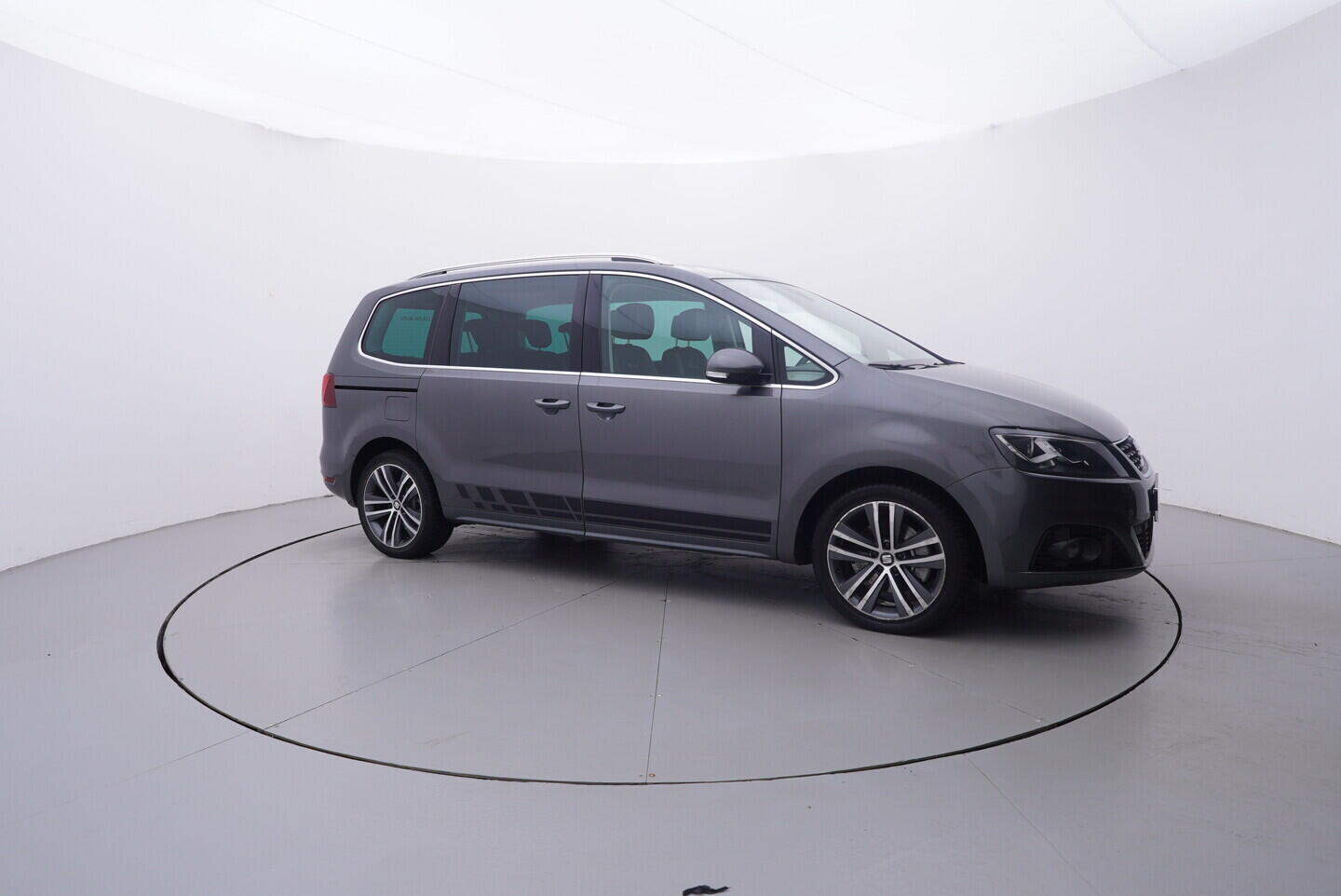 OV190V10873_16.webp_ALHAMBRA FR line 1.4 TSI 110 kW automat