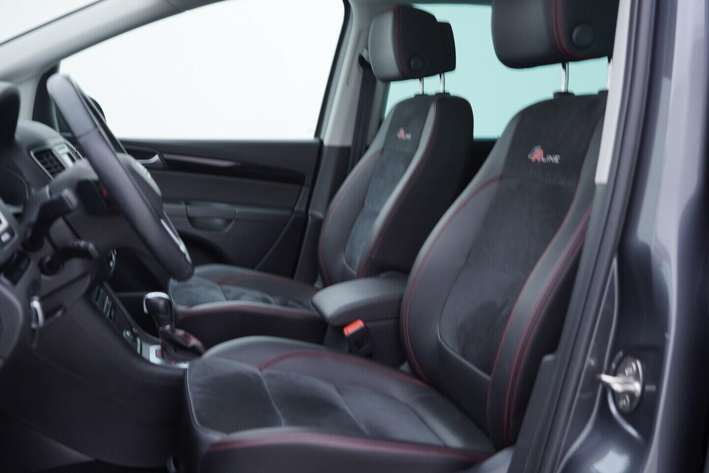 OV190V10873_24.webp_ALHAMBRA FR line 1.4 TSI 110 kW automat