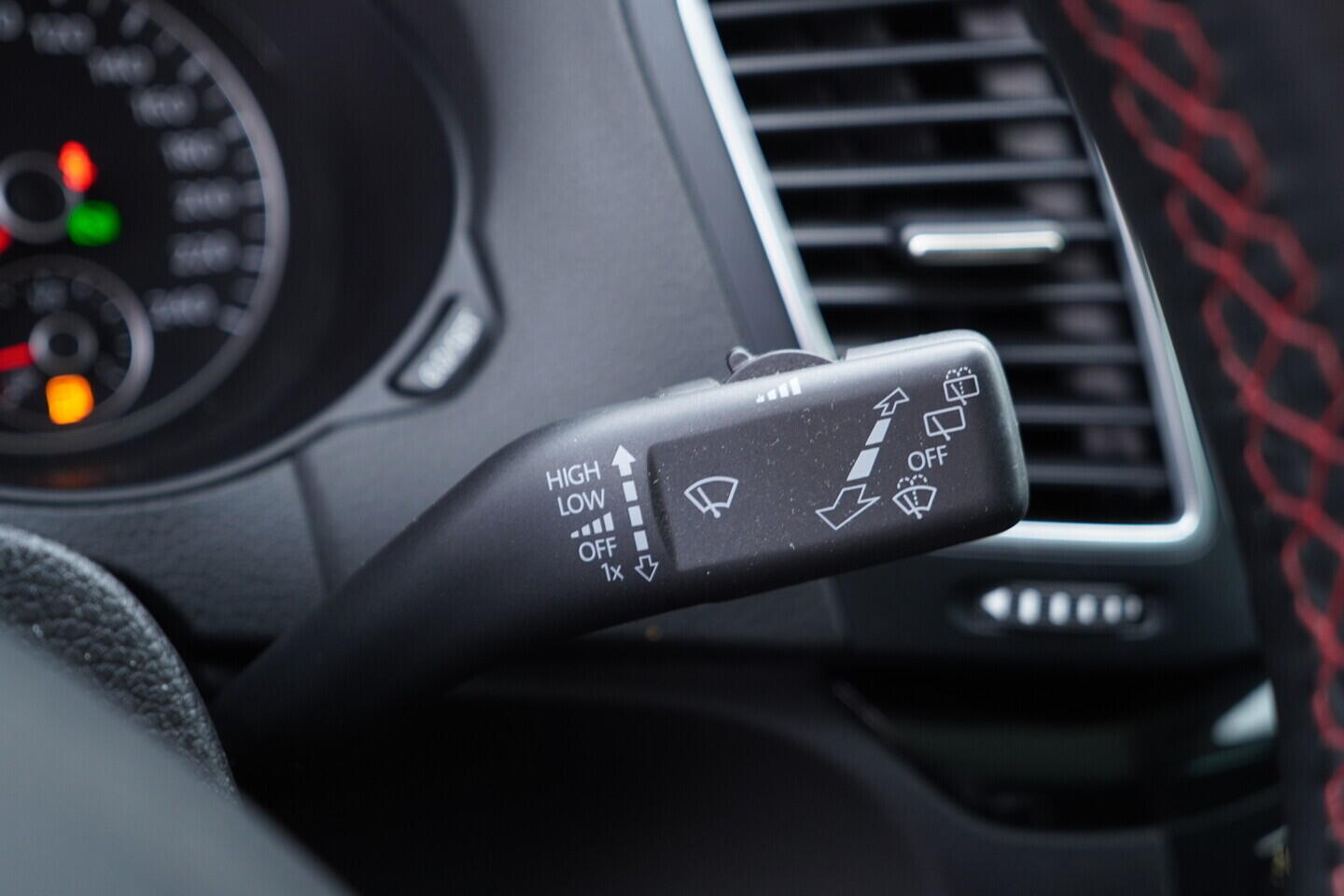 OV190V10873_26.webp_ALHAMBRA FR line 1.4 TSI 110 kW automat