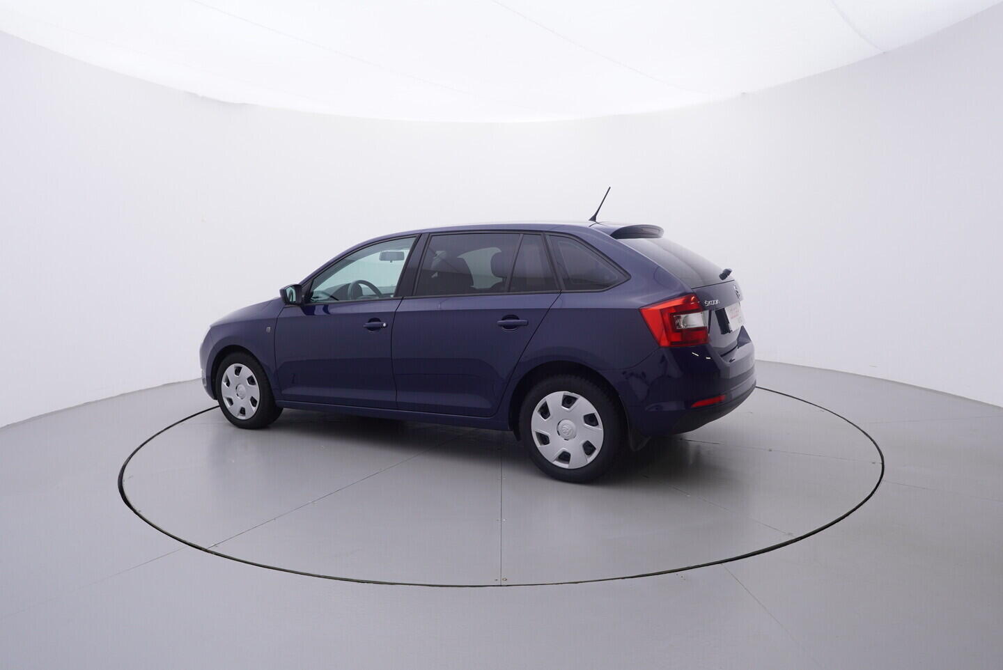 OV190V10875_12.webp_RAPID  1.4 TSI 90 kW automat