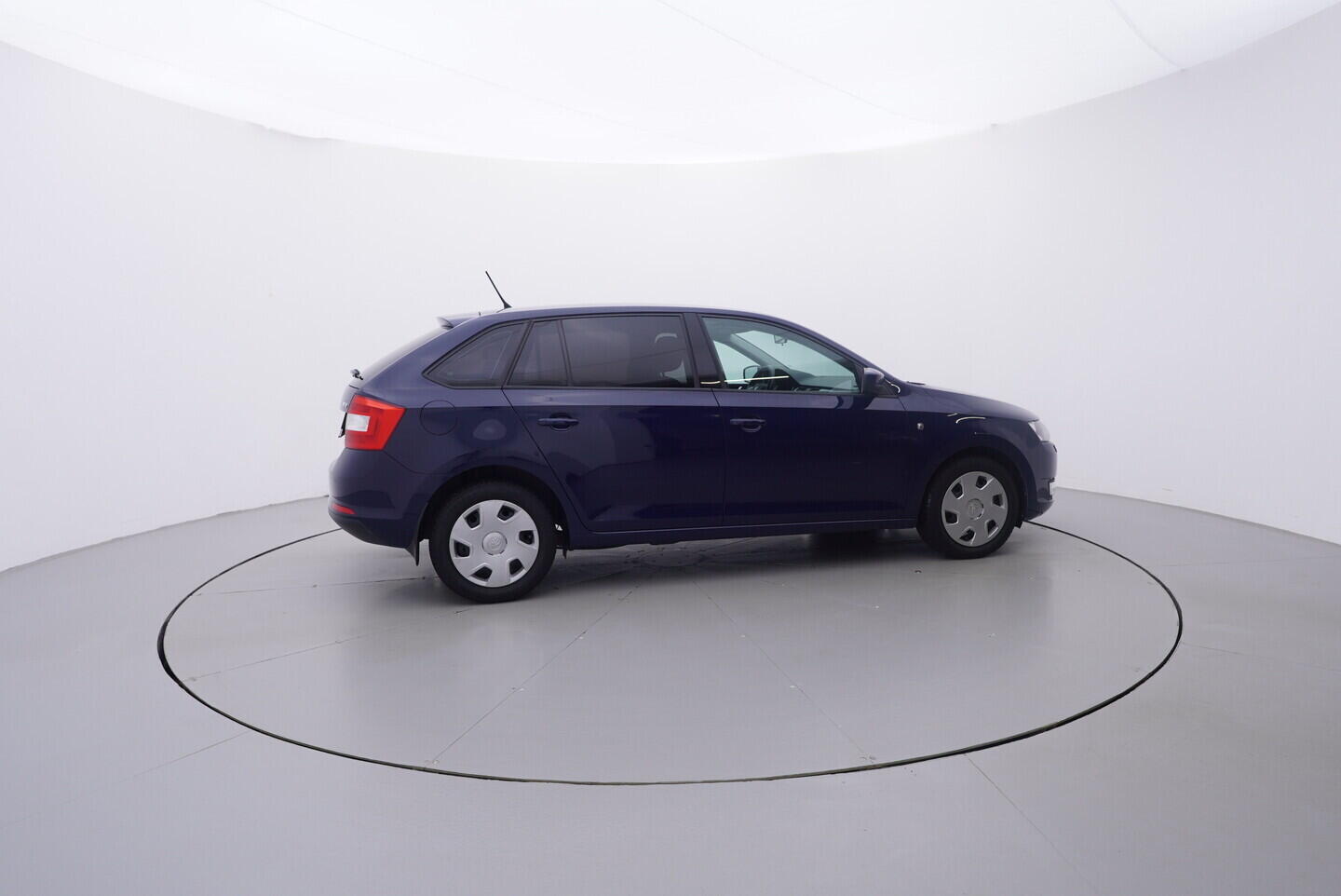 OV190V10875_15.webp_RAPID  1.4 TSI 90 kW automat