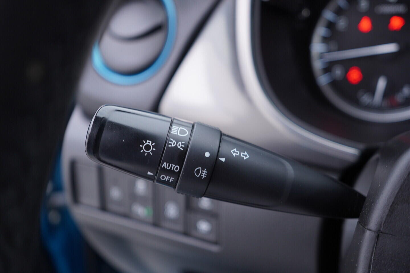 OV190V10876_23.webp_VITARA  1.6 VVT 88 kW automat