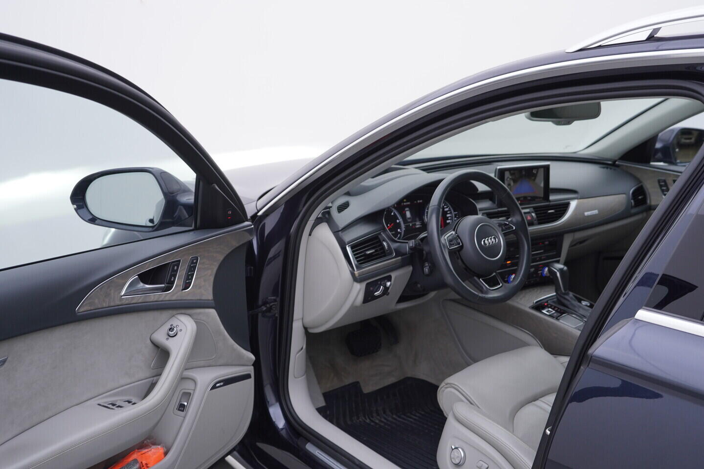 OV190V10880_18.webp_A6 ALLROAD QUATTRO  3.0 TDI 235 kW automat