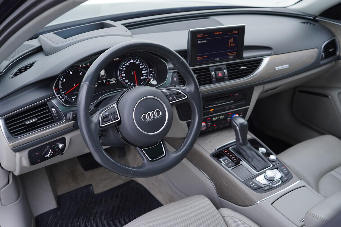 OV190V10880_23.webp_A6 ALLROAD QUATTRO  3.0 TDI 235 kW automat