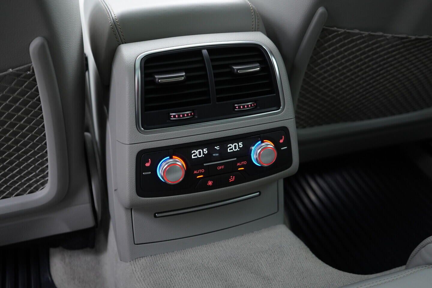 OV190V10880_40.webp_A6 ALLROAD QUATTRO  3.0 TDI 235 kW automat