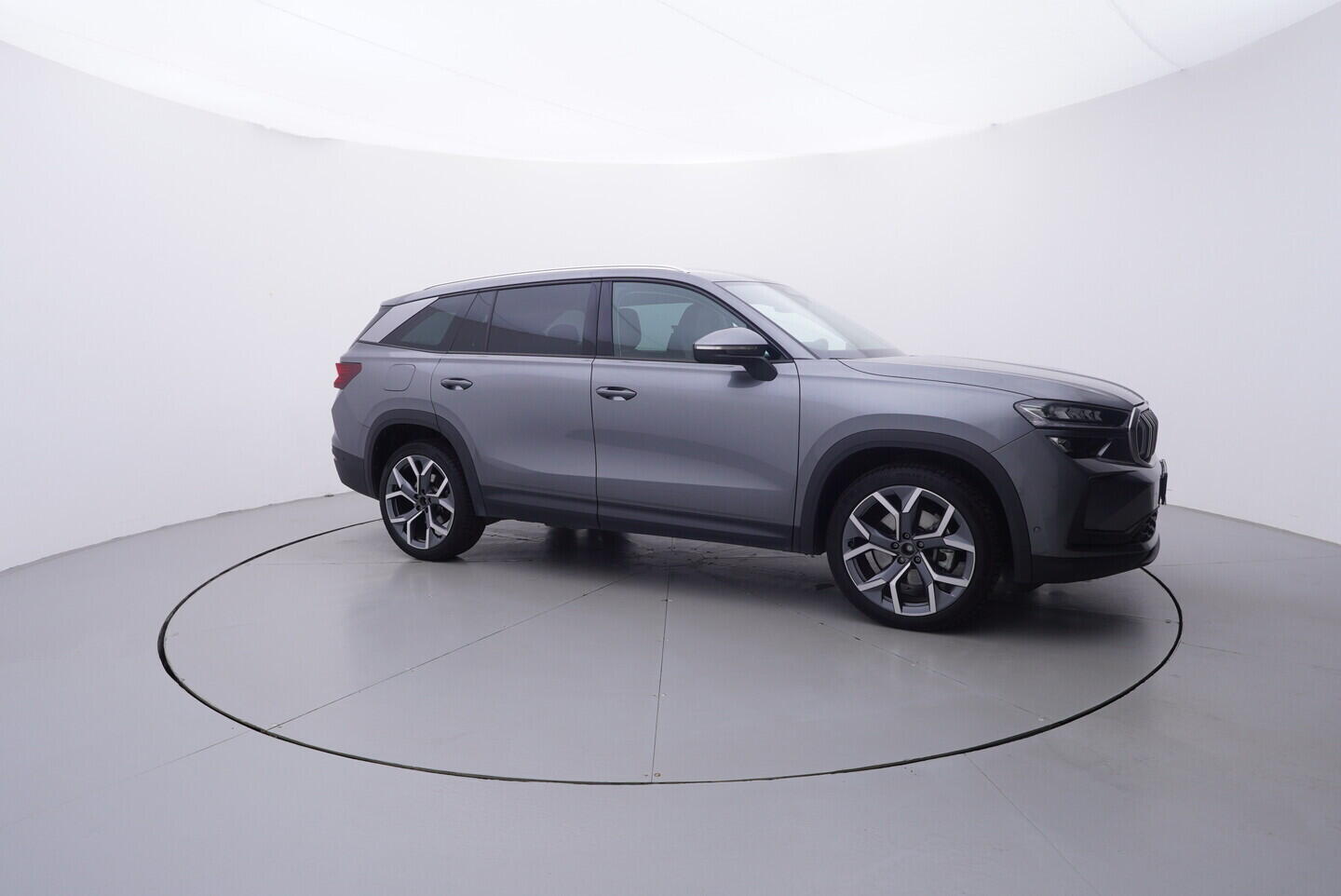 OV190V10881_16.webp_KODIAQ Exclusive Selection 2.0 TDI 142 kW automat, DPH