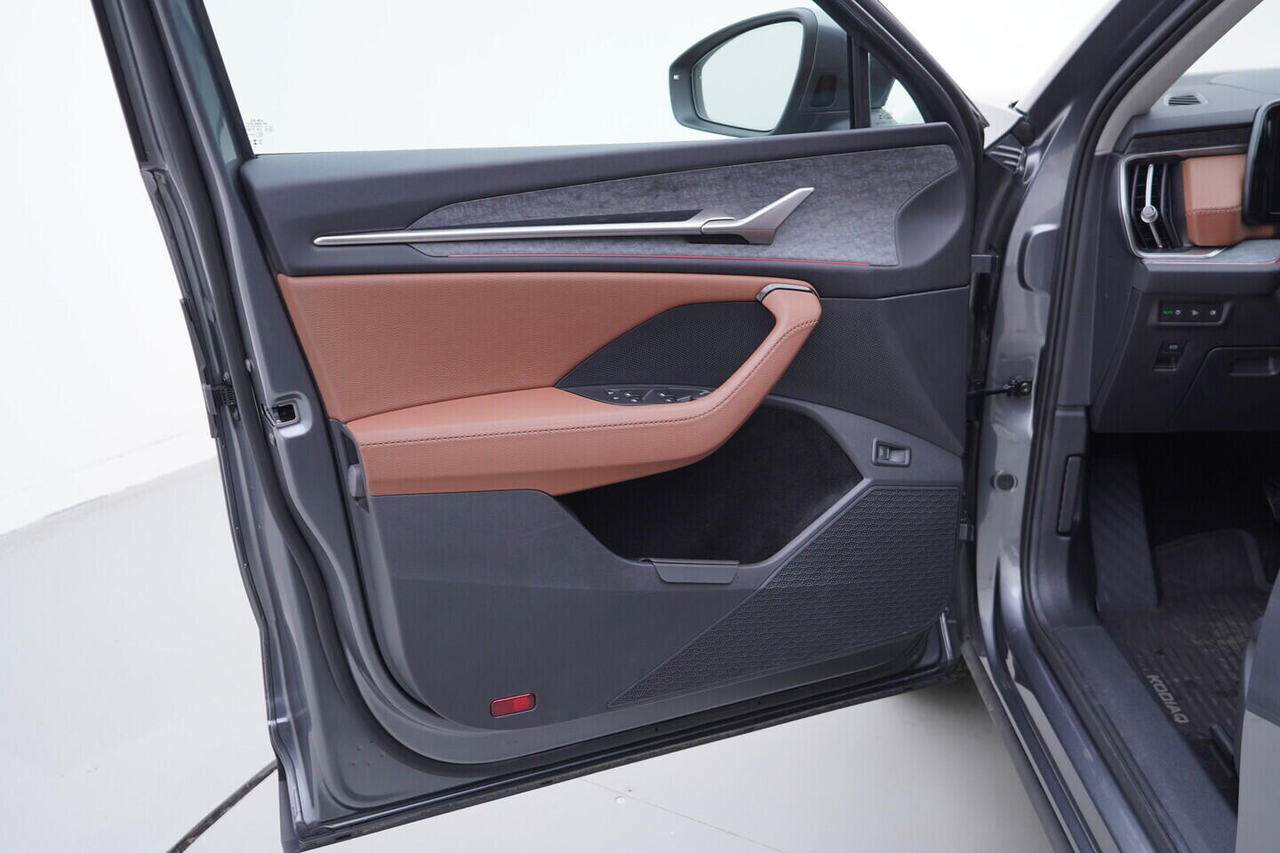 OV190V10881_19.webp_KODIAQ Exclusive Selection 2.0 TDI 142 kW automat, DPH