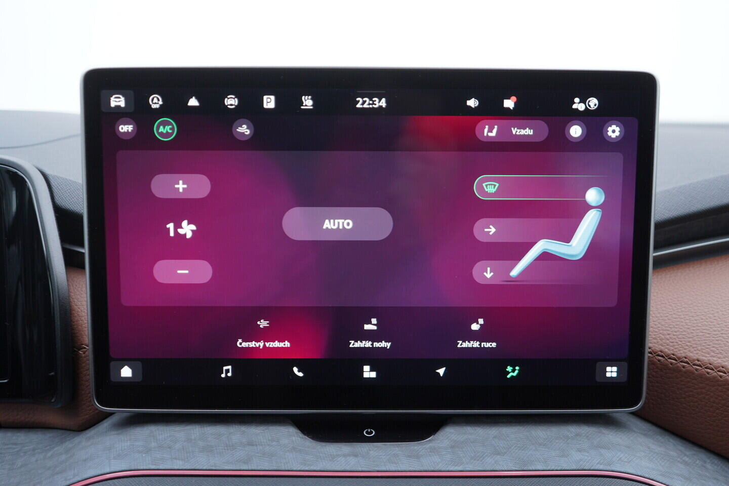 OV190V10881_32.webp_KODIAQ Exclusive Selection 2.0 TDI 142 kW automat, DPH