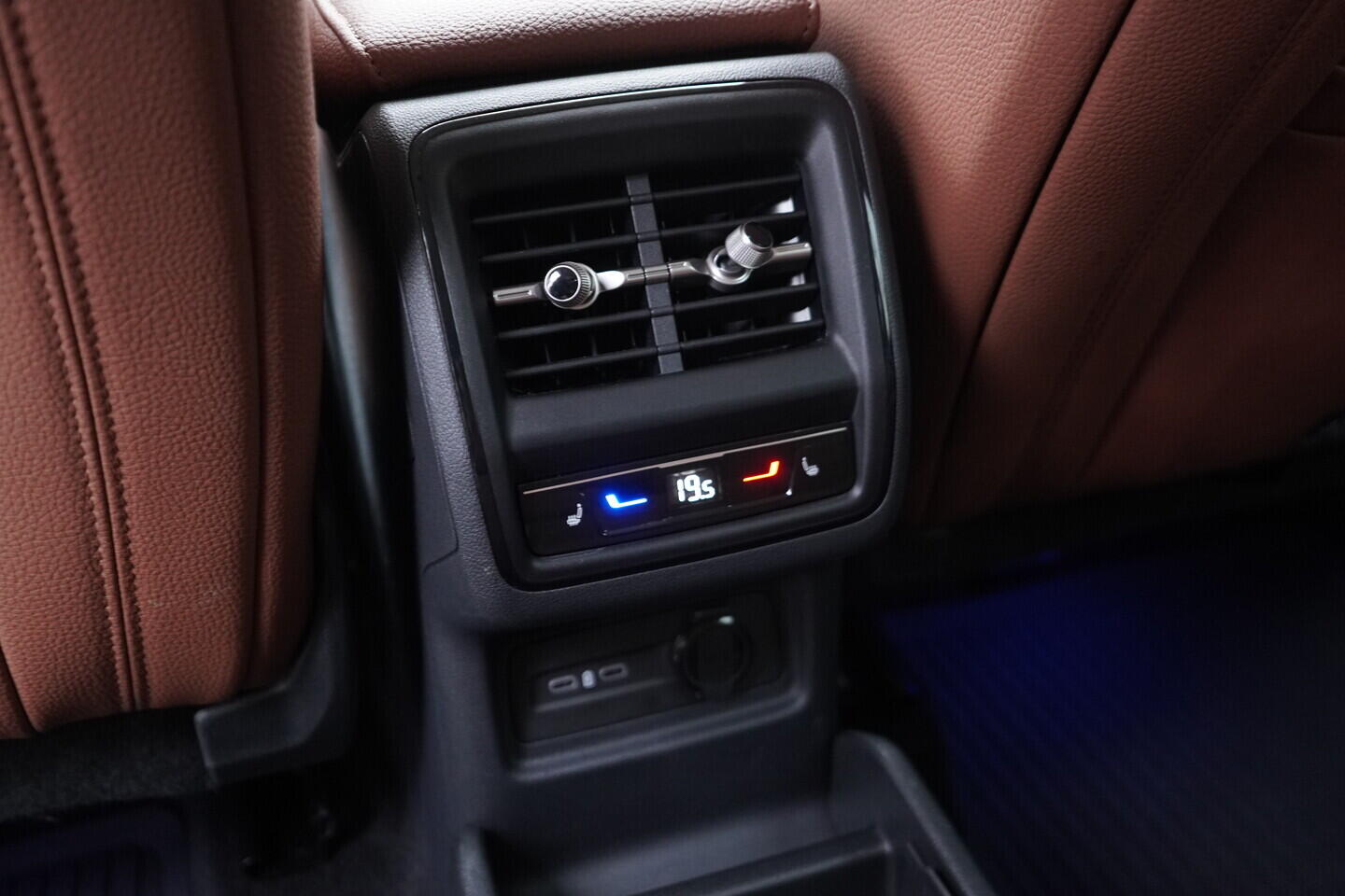 OV190V10881_38.webp_KODIAQ Exclusive Selection 2.0 TDI 142 kW automat, DPH