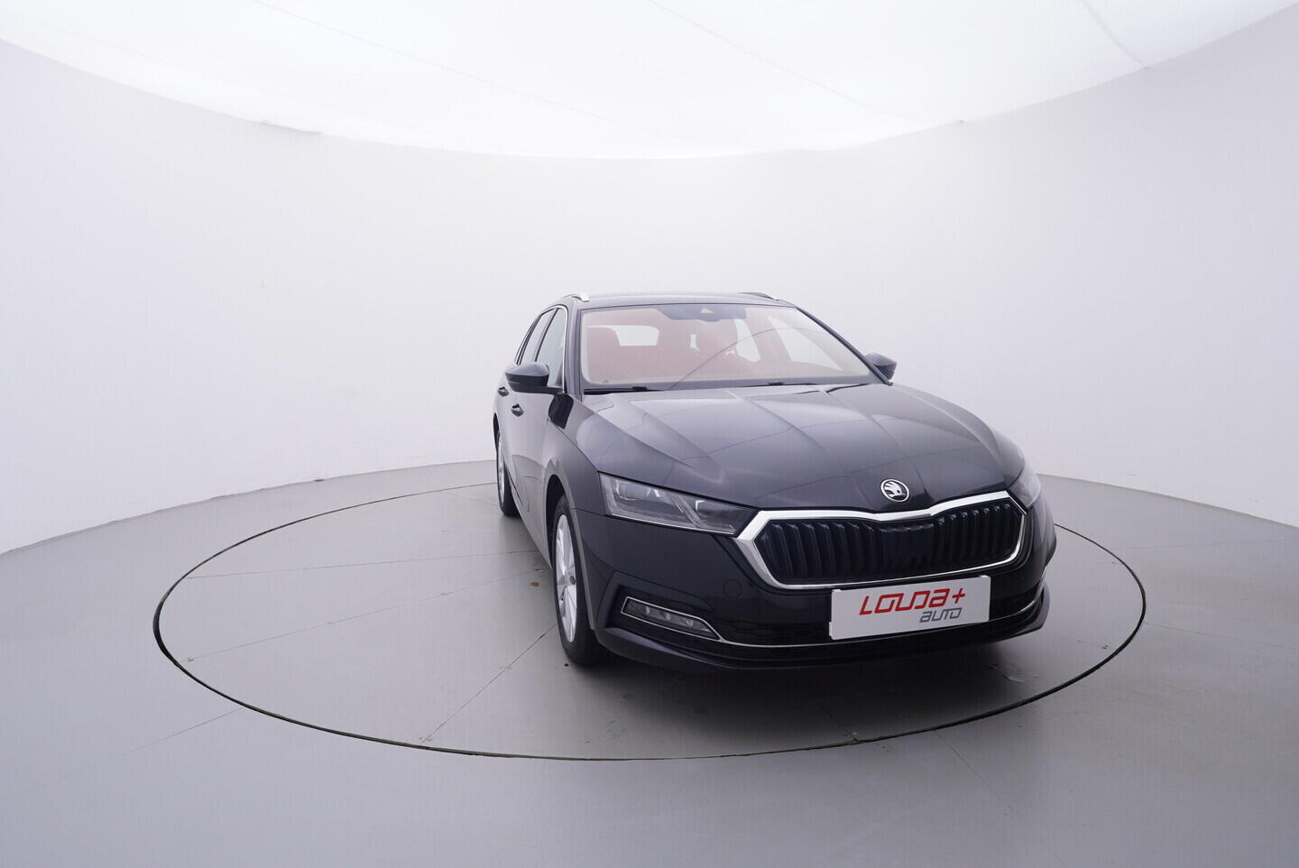 OV190V10884_17.webp_OCTAVIA Style 2.0 TDI 110 kW automat, DPH