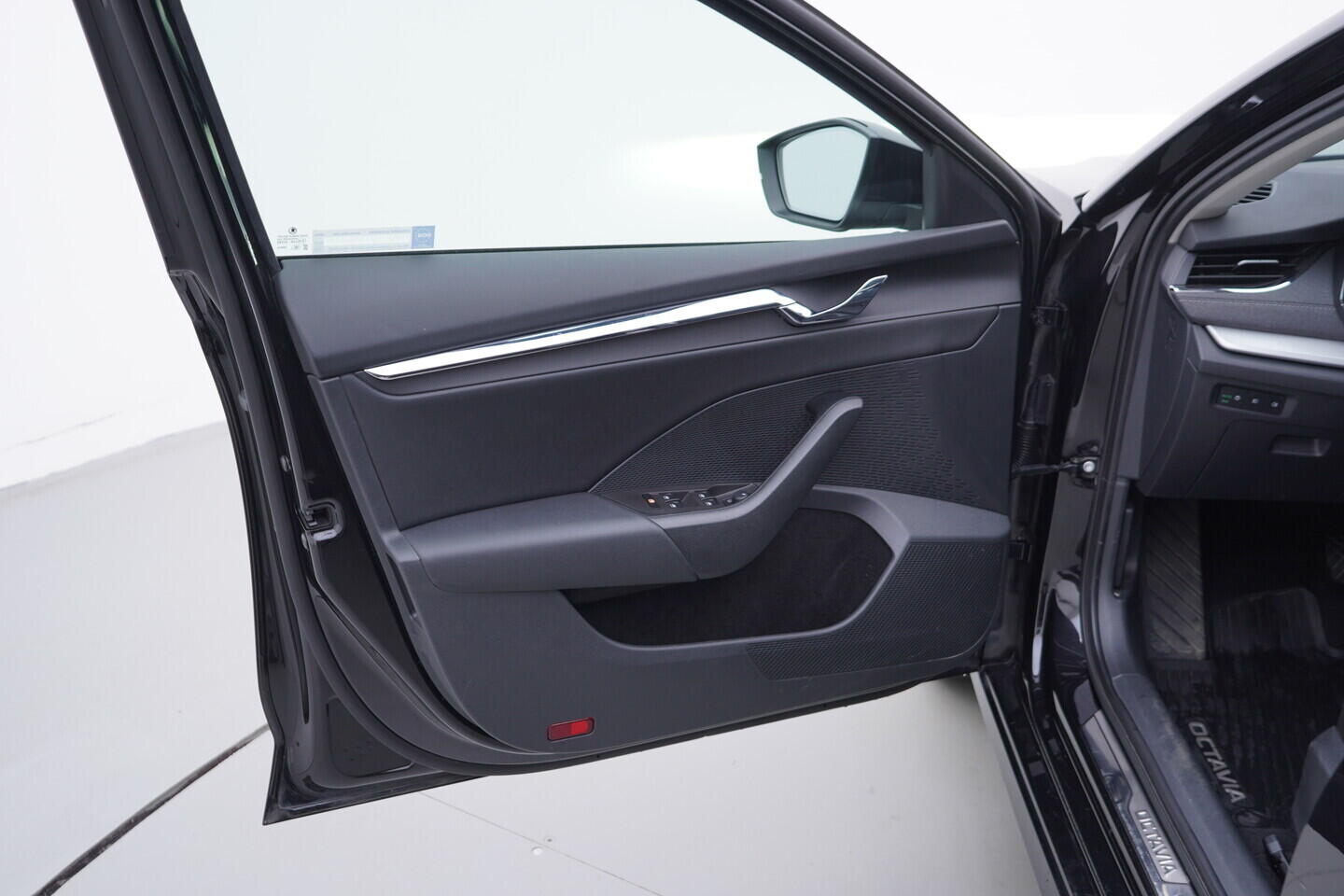 OV190V10884_19.webp_OCTAVIA Style 2.0 TDI 110 kW automat, DPH