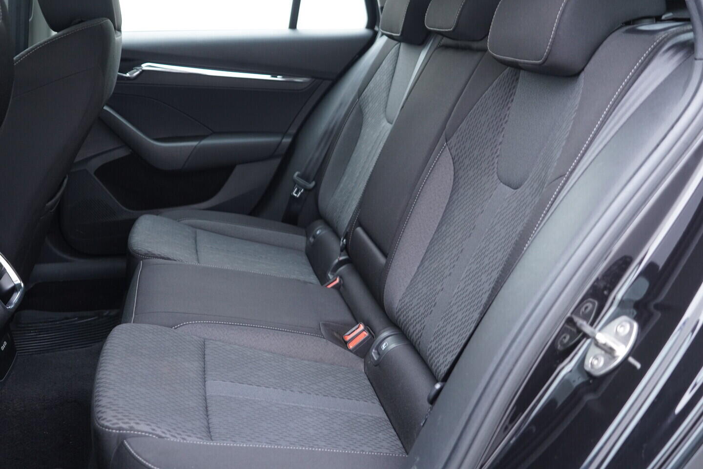 OV190V10884_37.webp_OCTAVIA Style 2.0 TDI 110 kW automat, DPH