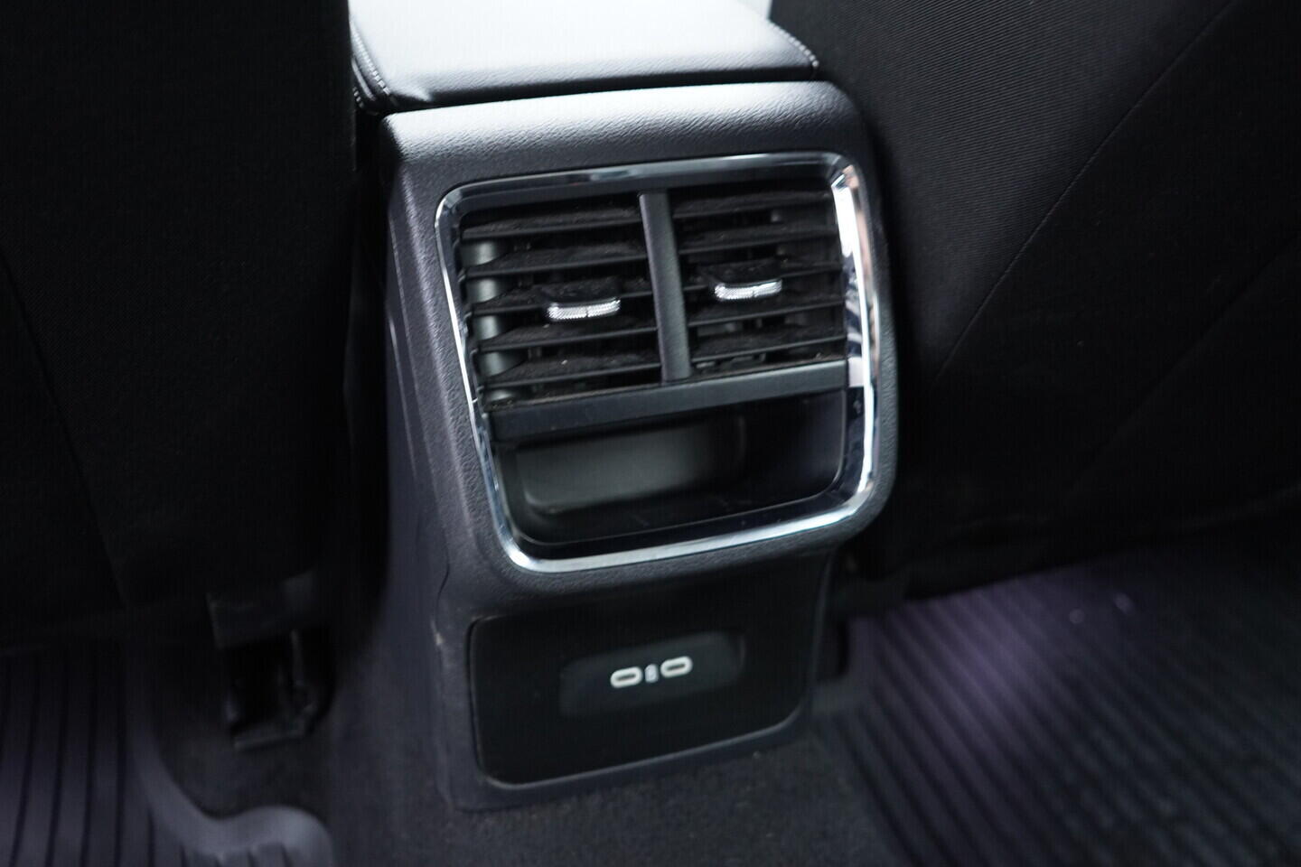 OV190V10884_38.webp_OCTAVIA Style 2.0 TDI 110 kW automat, DPH