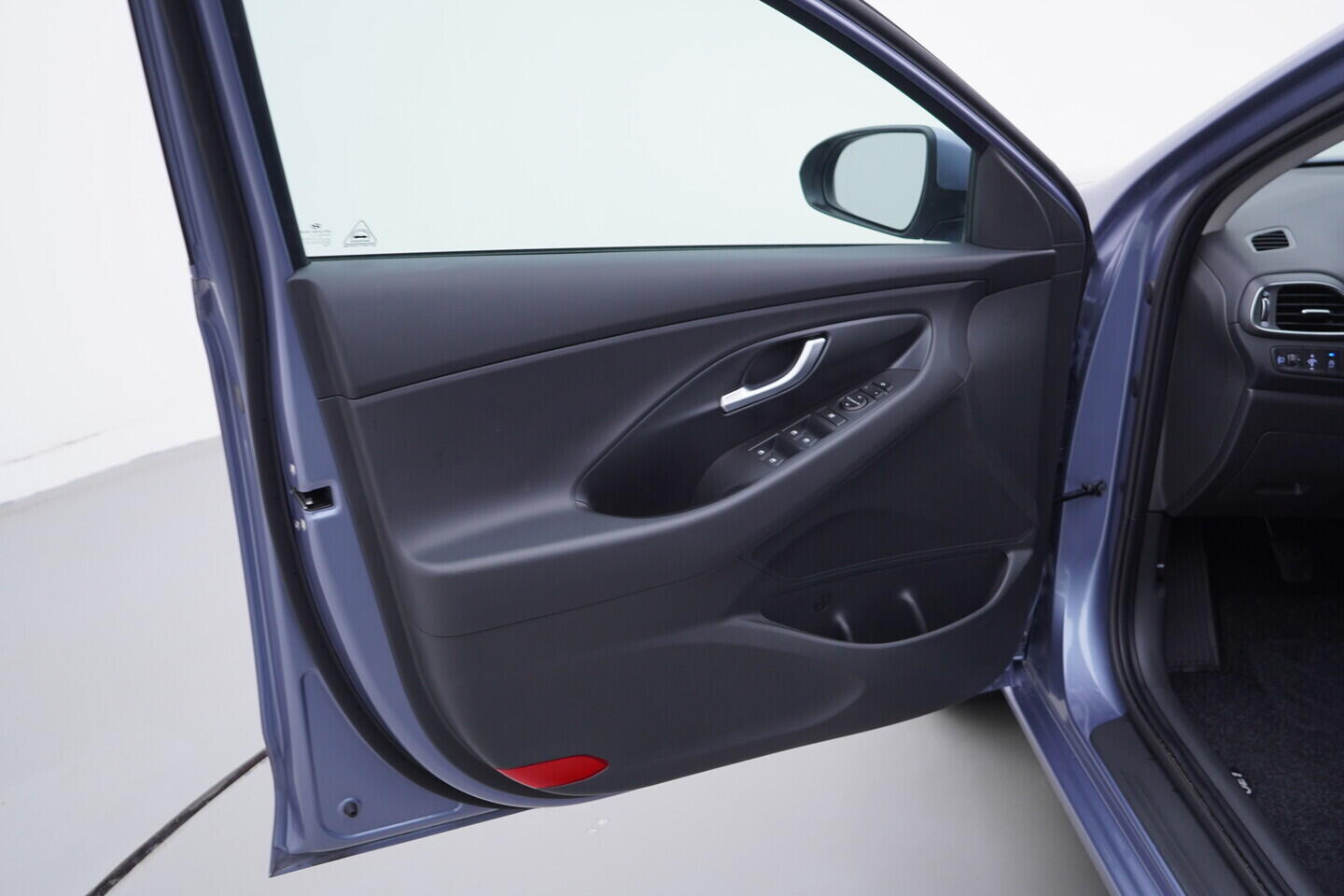 OV190V10885_19.webp_I30 Comfort  1.0 T-GDI 74 kW manuál, DPH