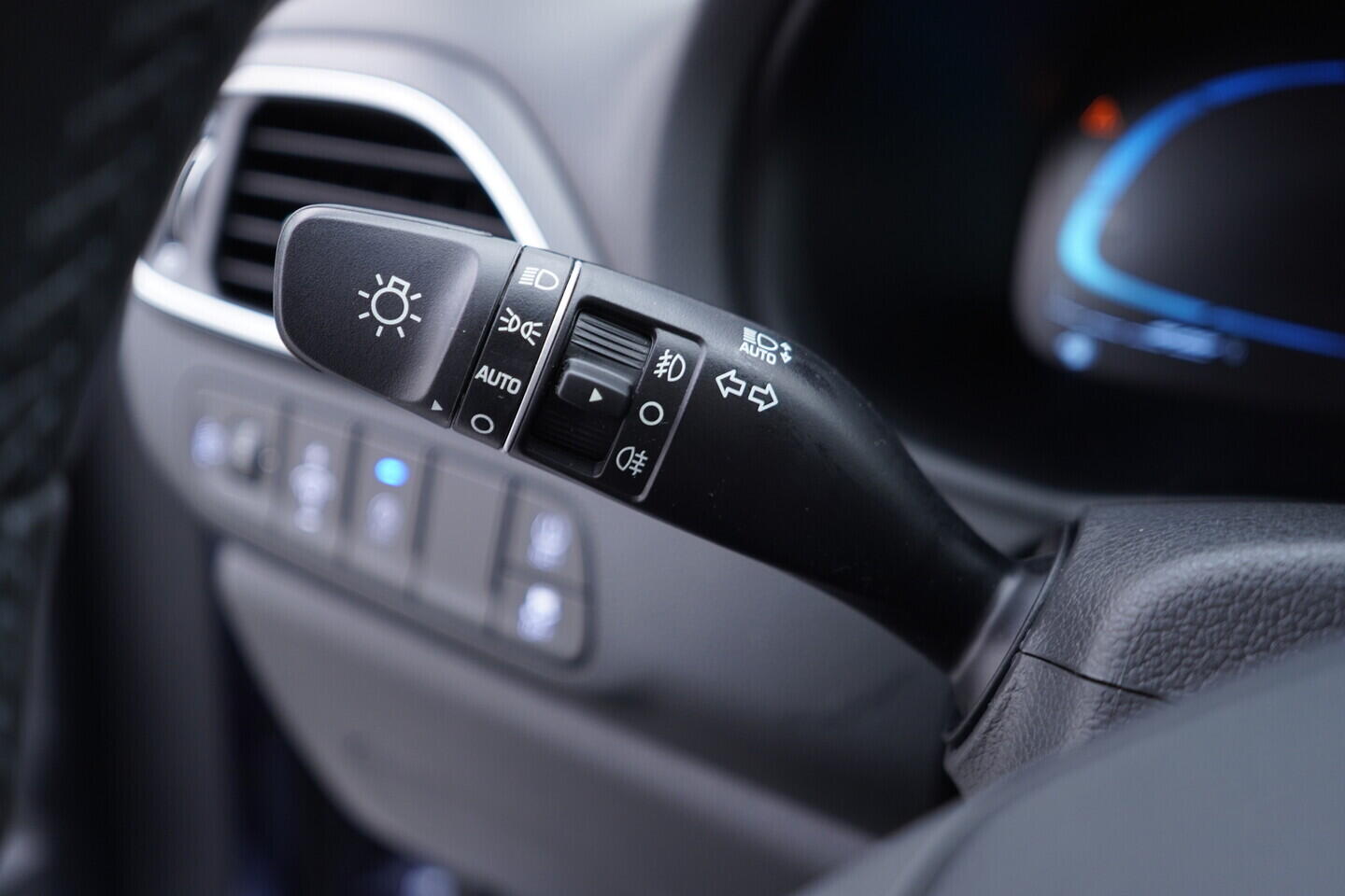 OV190V10885_23.webp_I30 Comfort  1.0 T-GDI 74 kW manuál, DPH