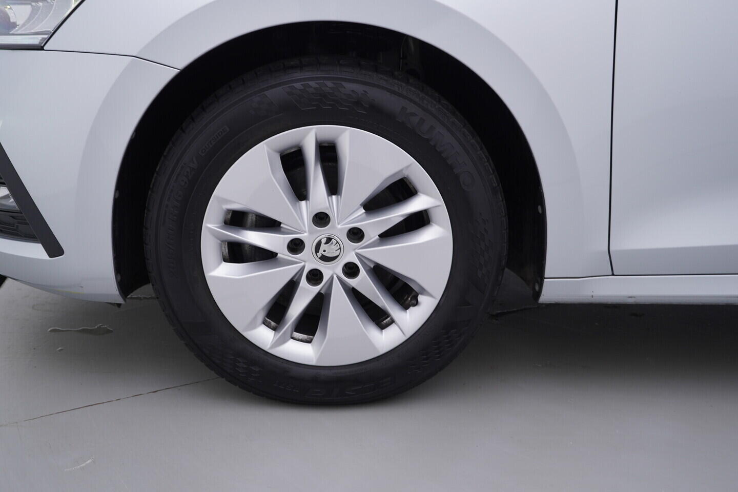 OV190V10886_40.webp_OCTAVIA Ambition 2.0 TDI 85 kW manuál, DPH