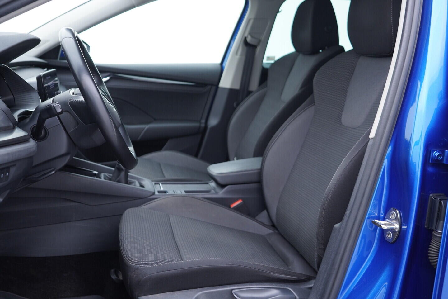 OV190V10887_22.webp_OCTAVIA Ambition 2.0 TDI 85 kW manuál, DPH