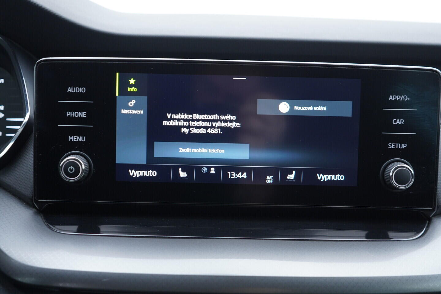 OV190V10887_31.webp_OCTAVIA Ambition 2.0 TDI 85 kW manuál, DPH