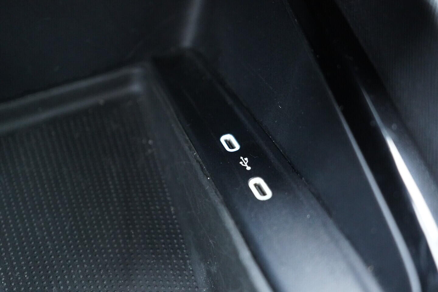 OV190V10887_34.webp_OCTAVIA Ambition 2.0 TDI 85 kW manuál, DPH