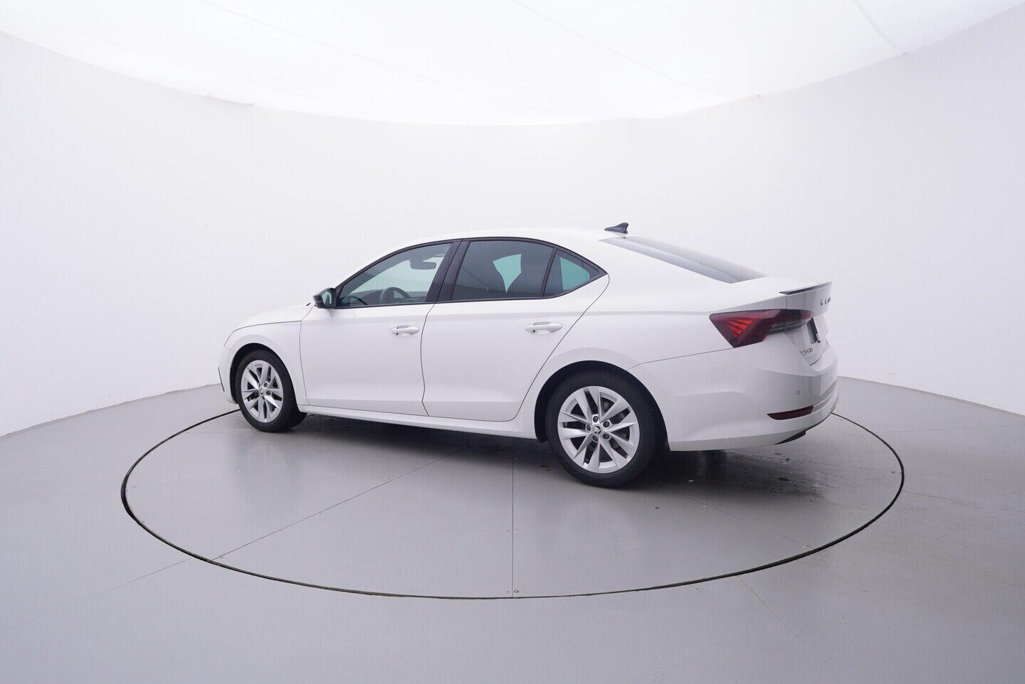 OV190V10888_12.webp_OCTAVIA Style 1.0 TSI 81 kW manuál, DPH