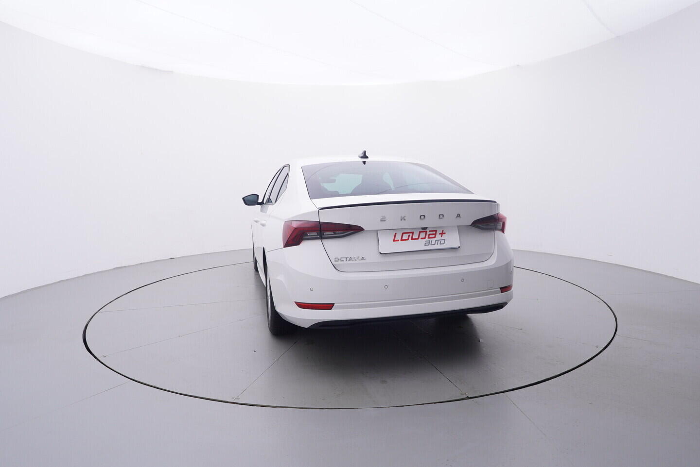 OV190V10888_13.webp_OCTAVIA Style 1.0 TSI 81 kW manuál, DPH
