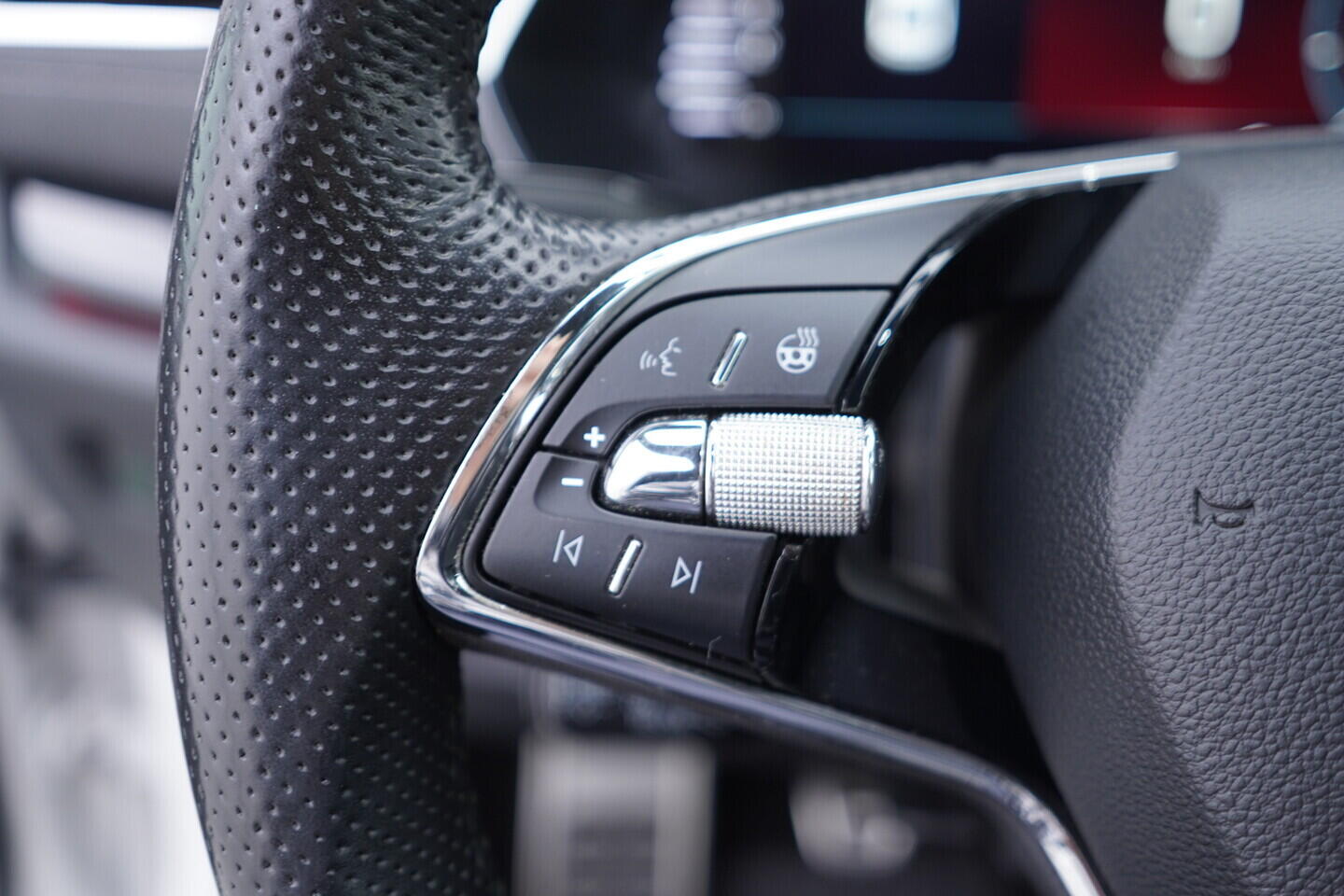 OV190V10888_25.webp_OCTAVIA Style 1.0 TSI 81 kW manuál, DPH