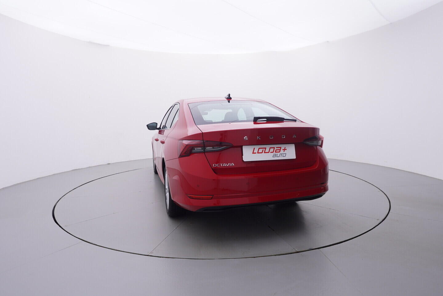 OV190V10891_13.webp_OCTAVIA Style 2.0 TDI 85 kW manuál, DPH