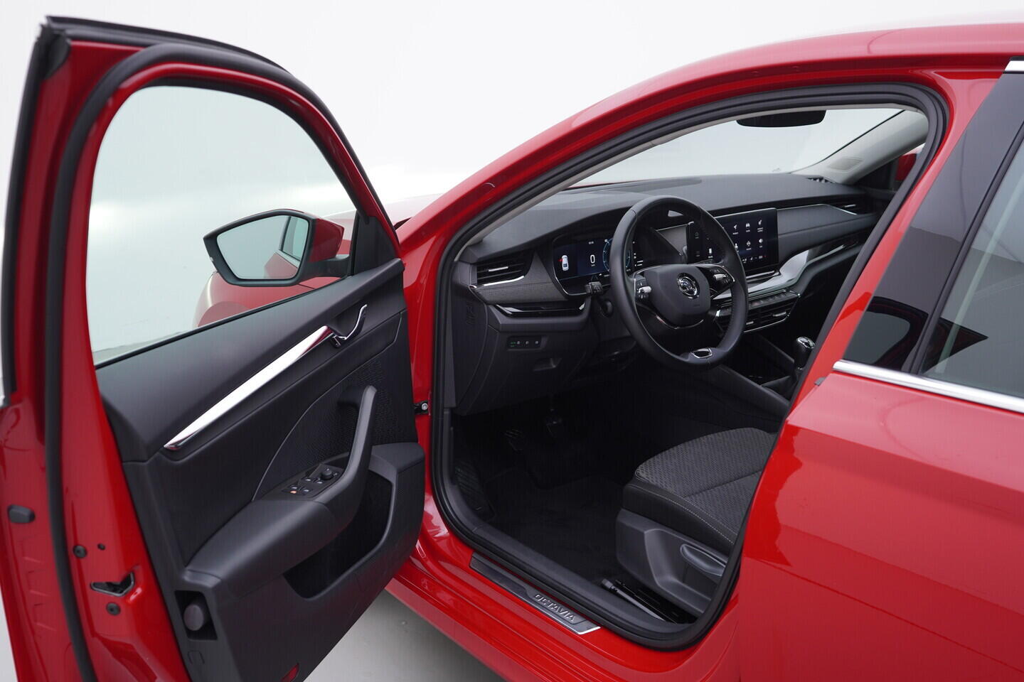 OV190V10891_18.webp_OCTAVIA Style 2.0 TDI 85 kW manuál, DPH