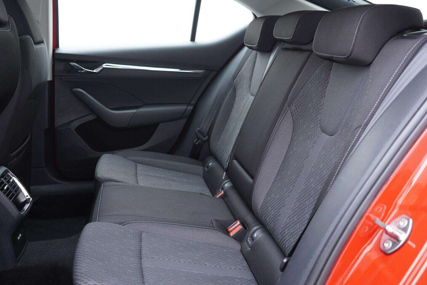 OV190V10891_38.webp_OCTAVIA Style 2.0 TDI 85 kW manuál, DPH