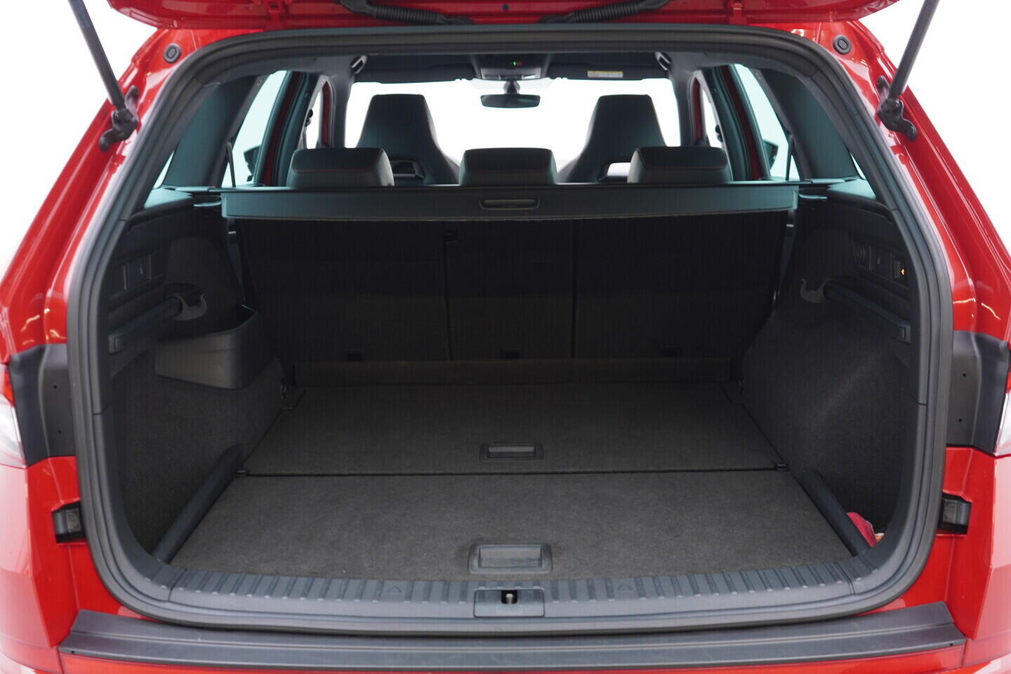 OV190V10892_41.webp_KODIAQ RS 2.0 TDI 176 kW automat, DPH